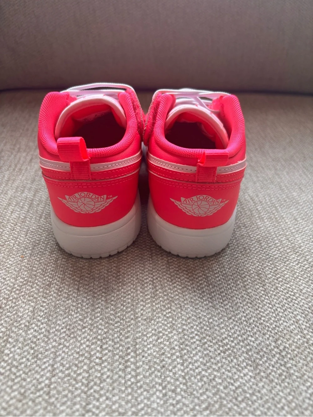 Jordan Kids Low-Top Sneakers in Pink and Coral